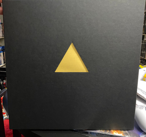 The Dark Side Of The Moon (50th Anniversary Edition Box Set)